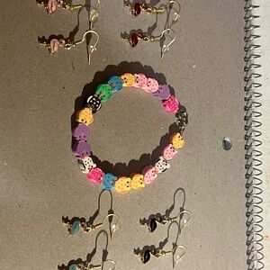 Handmade silicone bead owl theme bracelet & 4 pairs of earrings B27